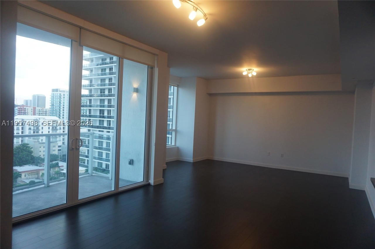 Real estate property located at 601 27TH ST #1706, Miami-dade, The Crimson Condominium, Miami, FL