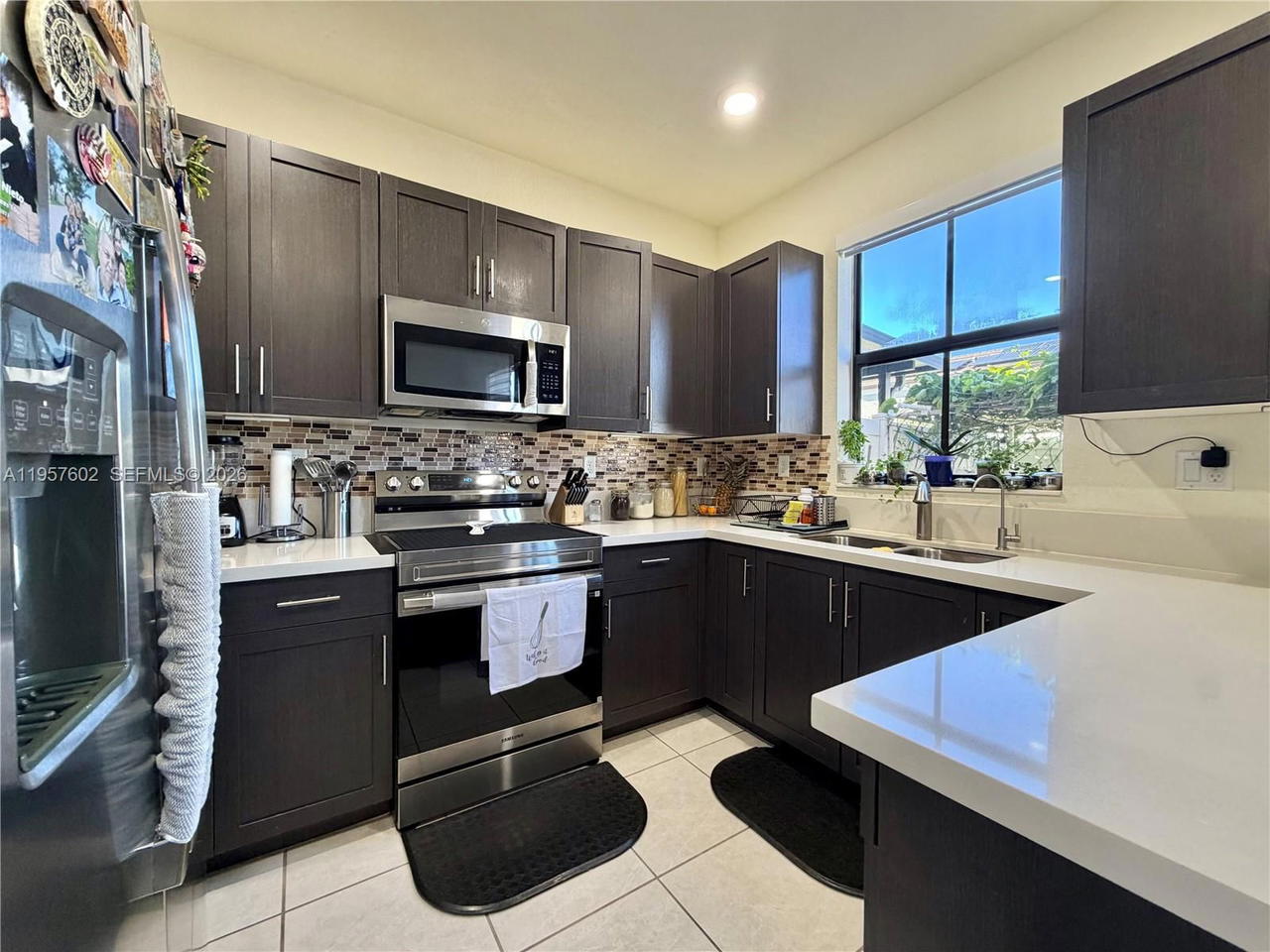 Real estate property located at 11032 33rd Way, Miami-dade, Aquabella North Replat, Hialeah, FL
