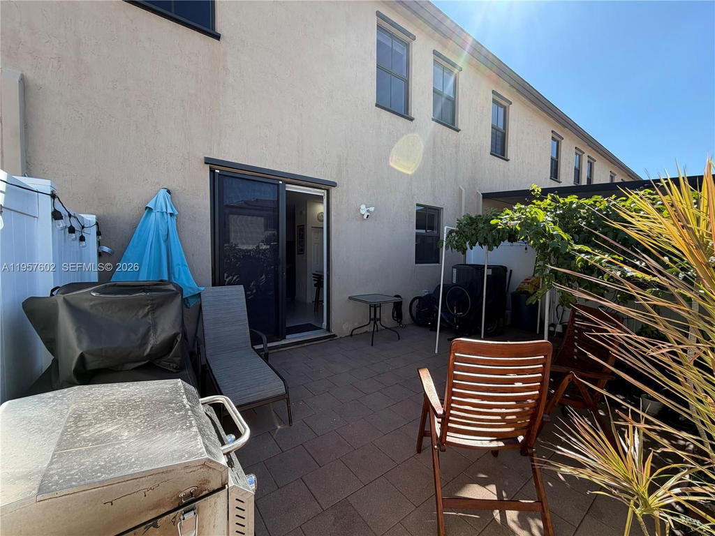 Real estate property located at 11032 33rd Way, Miami-dade, Aquabella North Replat, Hialeah, FL