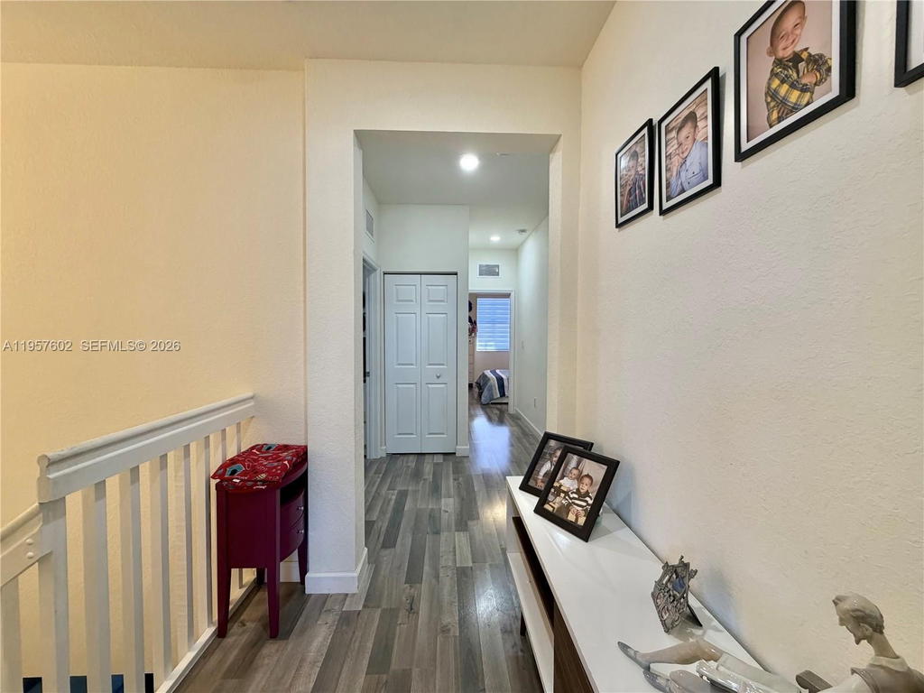 Real estate property located at 11032 33rd Way, Miami-dade, Aquabella North Replat, Hialeah, FL