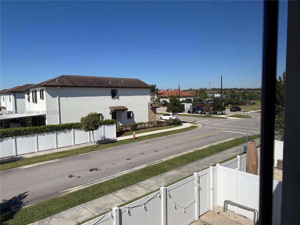 Real estate property located at 11032 33rd Way, Miami-dade, Aquabella North Replat, Hialeah, FL