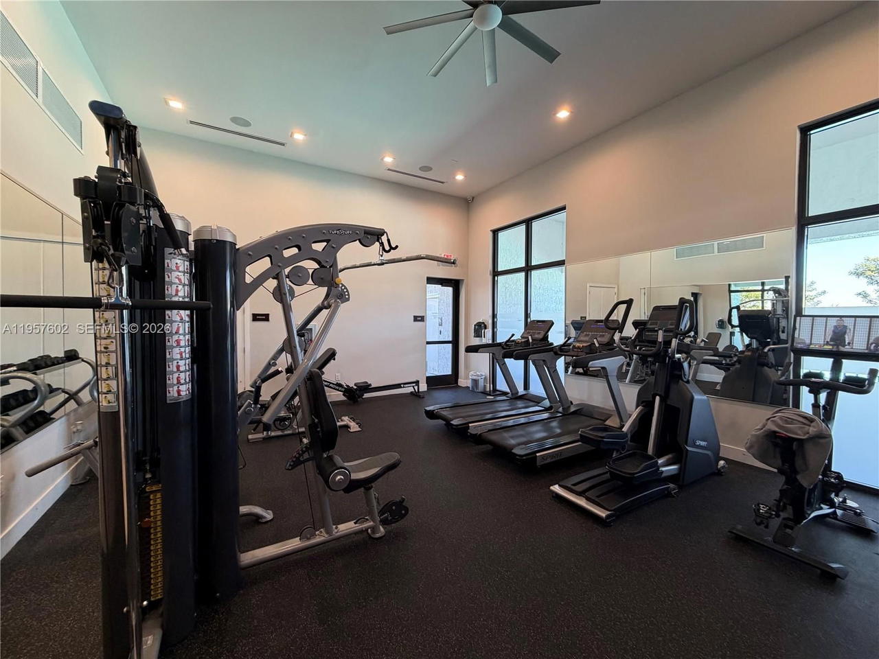 Real estate property located at 11032 33rd Way, Miami-dade, Aquabella North Replat, Hialeah, FL