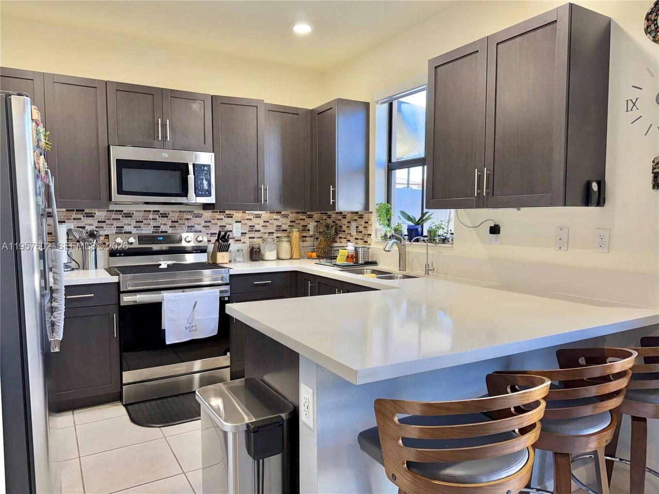 Real estate property located at 11032 33rd Way, Miami-dade, Aquabella North Replat, Hialeah, FL