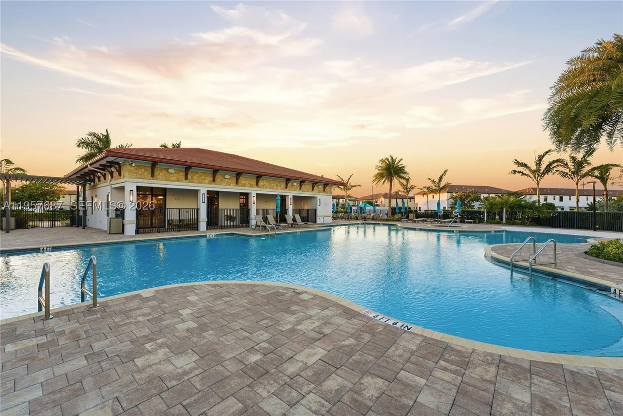 Real estate property located at 11456 33rd Way, Miami-dade, Aquabella North, Hialeah, FL