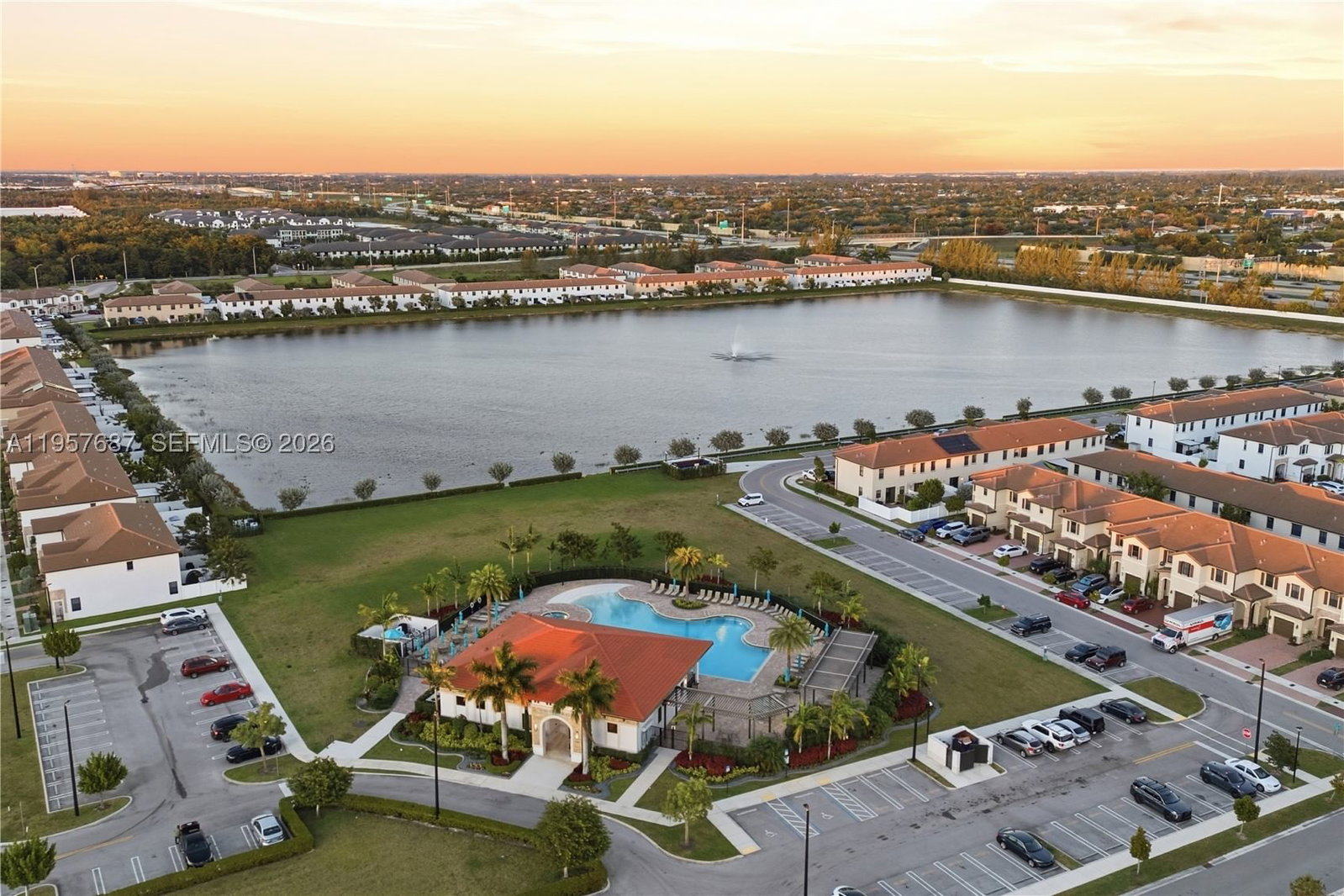 Real estate property located at 11456 33rd Way, Miami-dade, Aquabella North, Hialeah, FL