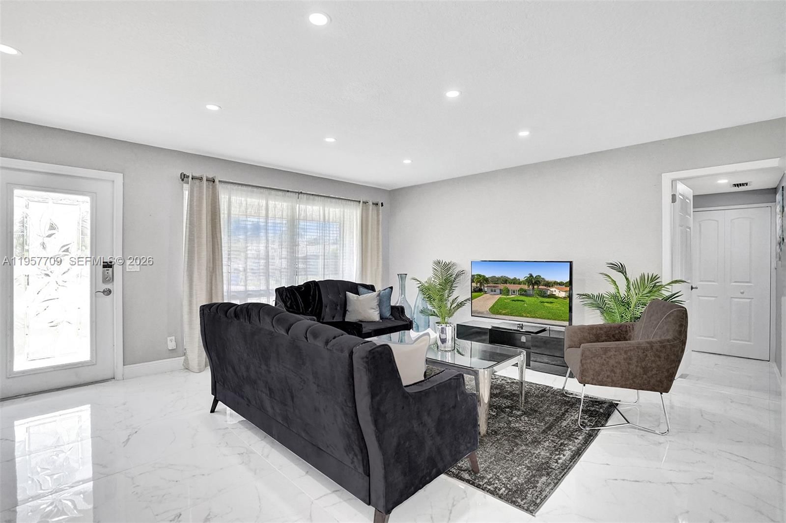 Real estate property located at 1005 9th Ave, Broward, Lois Lane, Deerfield Beach, FL
