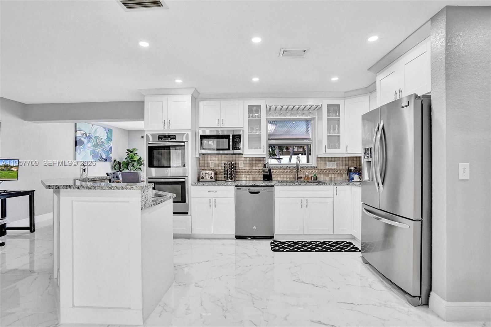 Real estate property located at 1005 9th Ave, Broward, Lois Lane, Deerfield Beach, FL