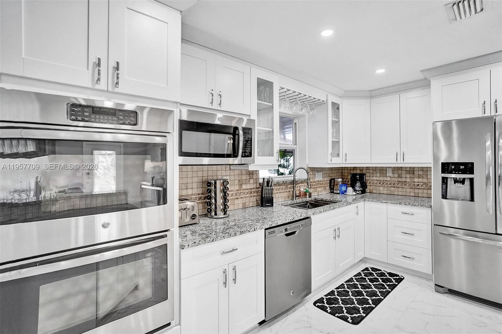 Real estate property located at 1005 9th Ave, Broward, Lois Lane, Deerfield Beach, FL