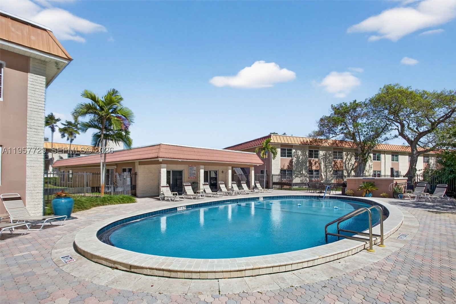 Real estate property located at 9 19th Ct #104C, Broward, Manor Grove Village One I, Wilton Manors, FL