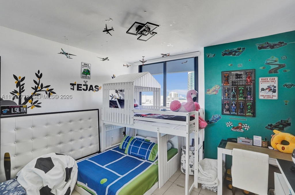 Real estate property located at 1330 West Ave #1811, Miami-dade, The Waverly At South Beac, Miami Beach, FL