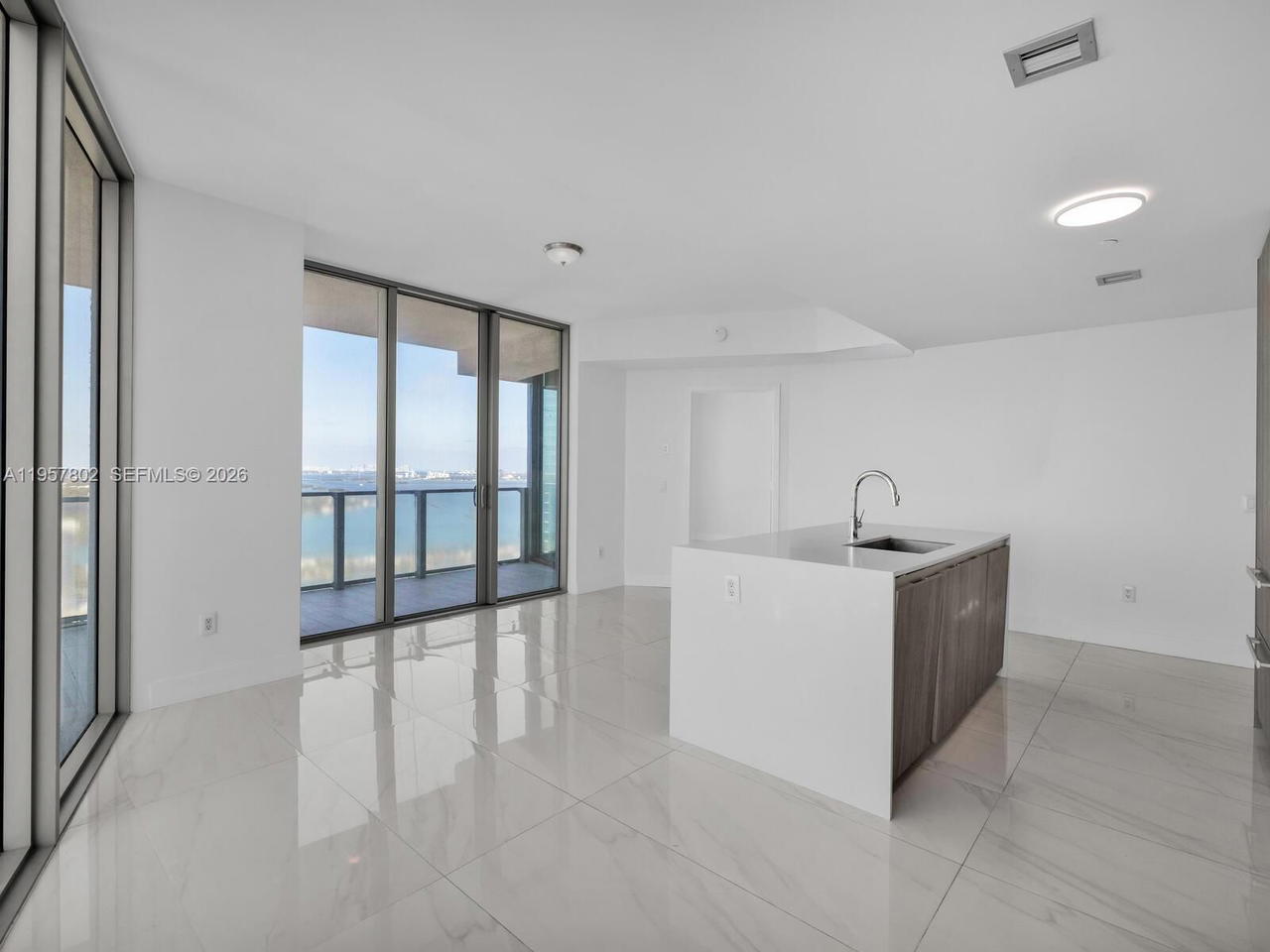 Real estate property located at 2900 7th Ave #3301, Miami-dade, Biscayne Beach Condo, Miami, FL