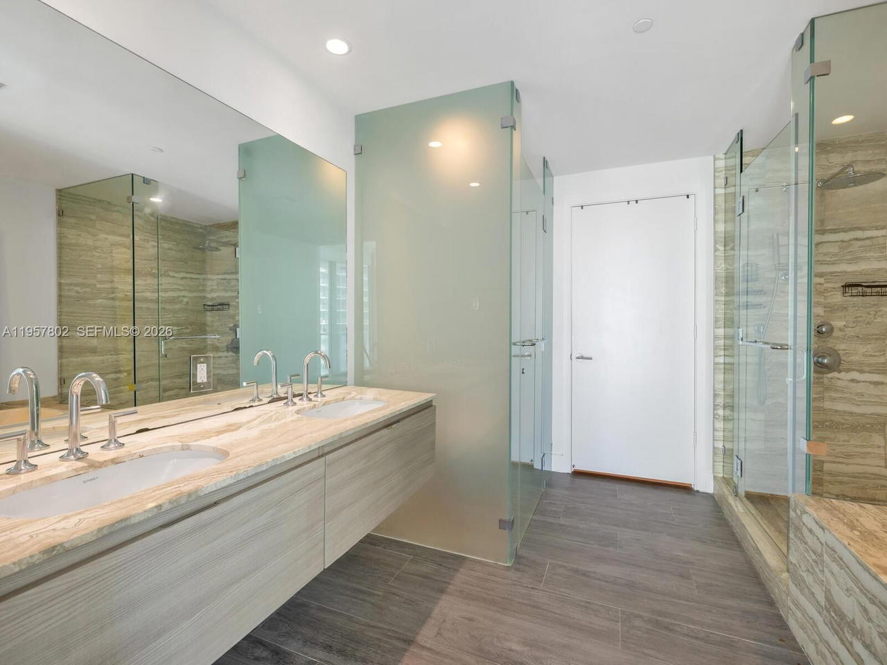 Real estate property located at 2900 7th Ave #3301, Miami-dade, Biscayne Beach Condo, Miami, FL