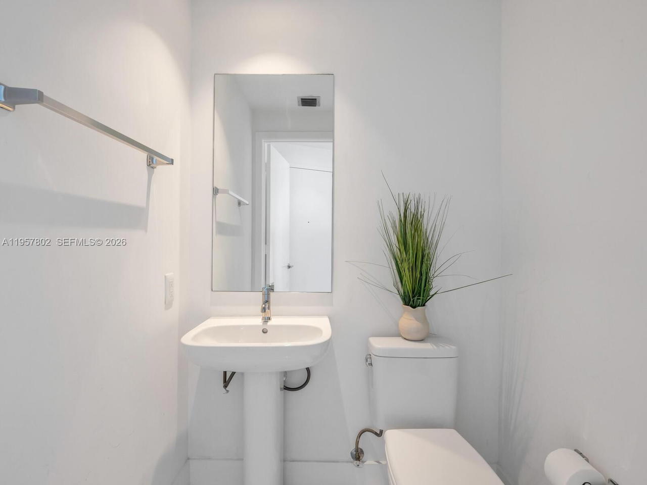 Real estate property located at 2900 7th Ave #3301, Miami-dade, Biscayne Beach Condo, Miami, FL
