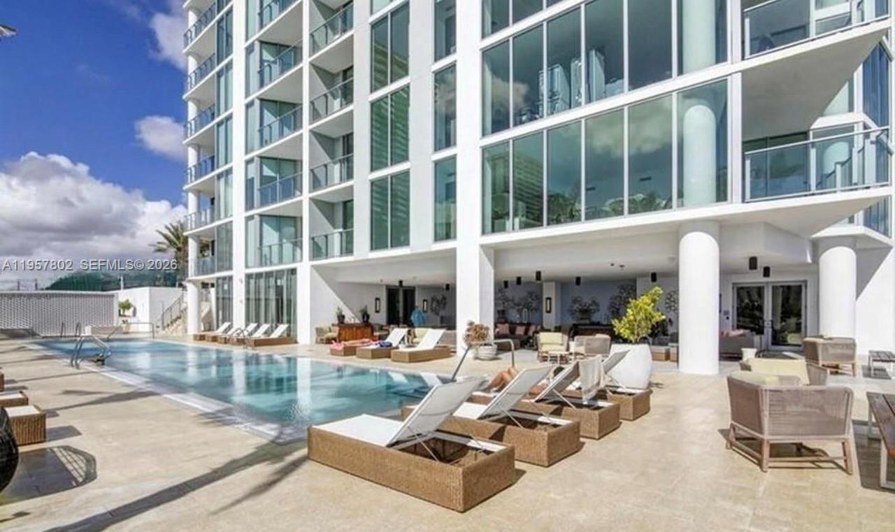 Real estate property located at 2900 7th Ave #3301, Miami-dade, Biscayne Beach Condo, Miami, FL