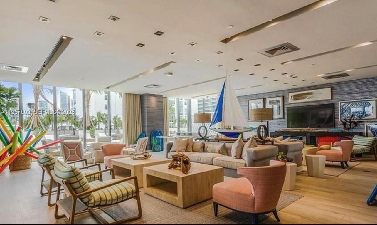 Real estate property located at 2900 7th Ave #3301, Miami-dade, Biscayne Beach Condo, Miami, FL