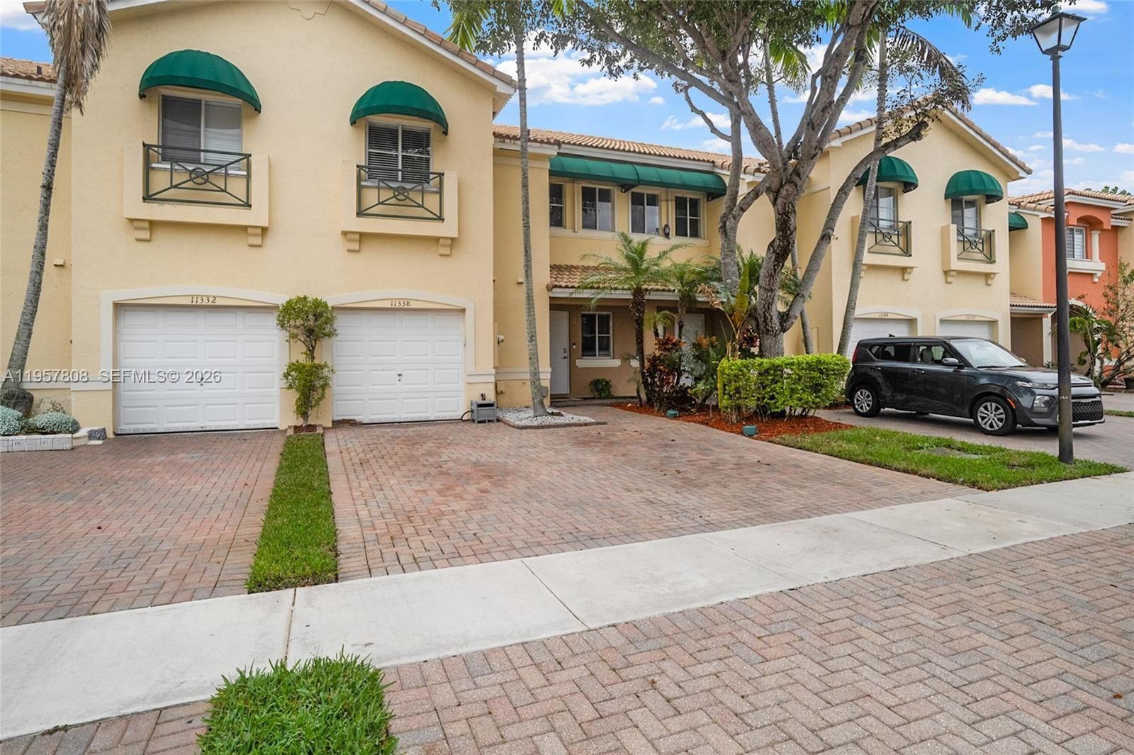 Real estate property located at 11338 34th Pl #11338, Broward, Sunrise Golf Village Sect, Sunrise, FL