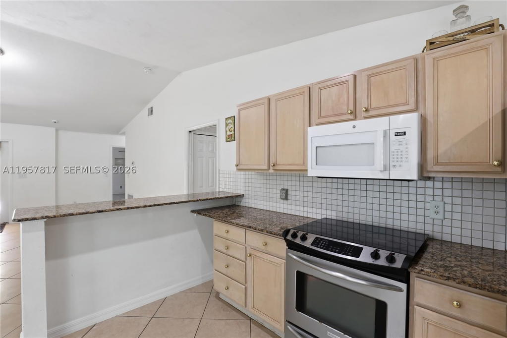 Real estate property located at 530 7TH ST SW, Collier, Golden Gate Estates, Naples, FL