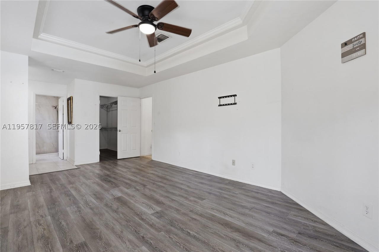 Real estate property located at 530 7TH ST SW, Collier, Golden Gate Estates, Naples, FL