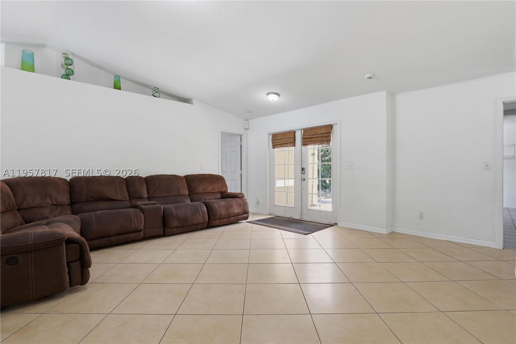 Real estate property located at 530 7TH ST SW, Collier, Golden Gate Estates, Naples, FL