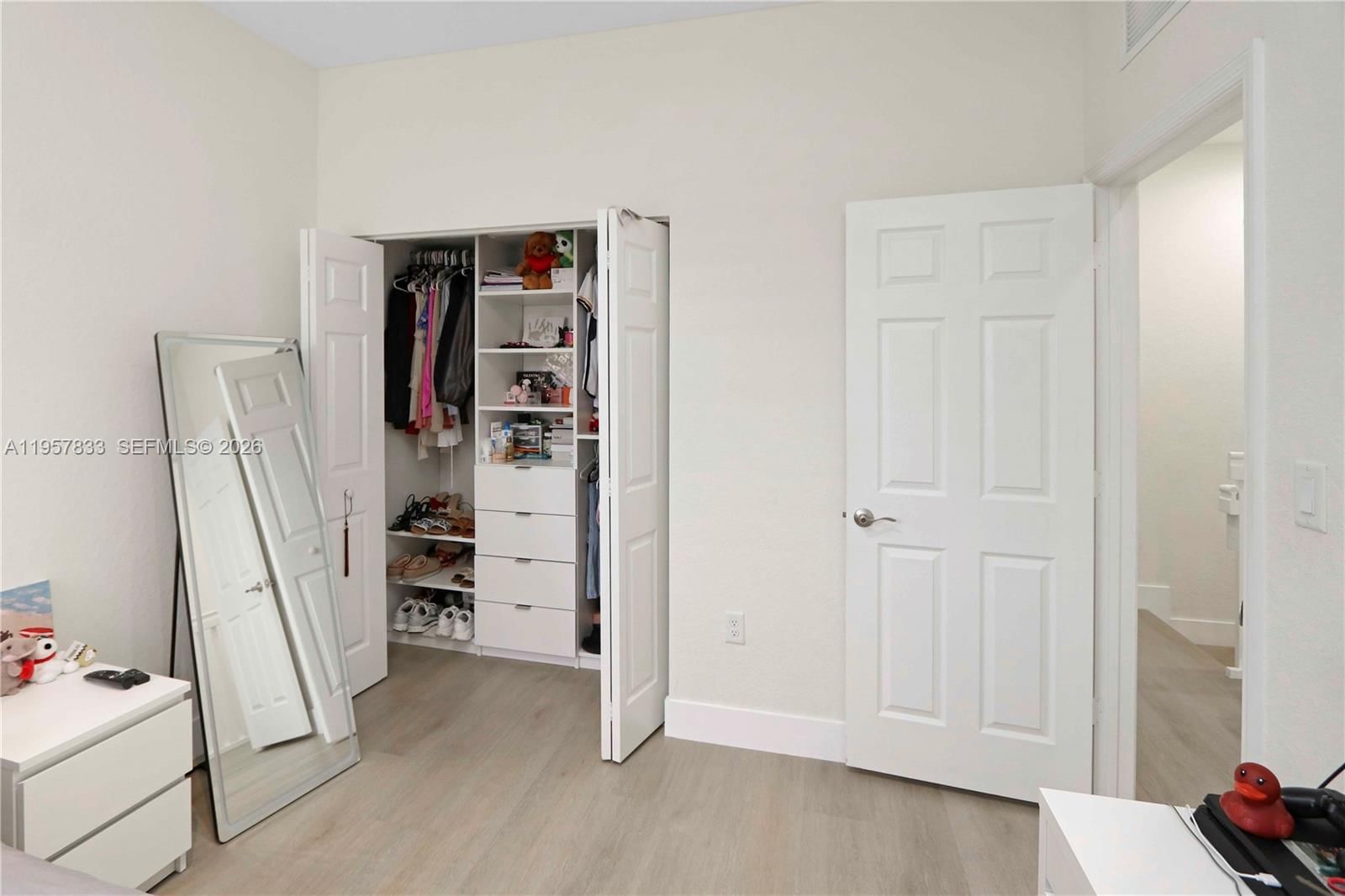 Real estate property located at 10628 33rd Way, Miami-dade, Aquabella Section Two, Hialeah, FL