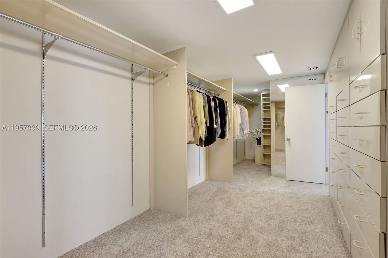 Real estate property located at 11113 Biscayne Blvd PH1, Miami-dade, Jockey Club Iii Condo, Miami, FL