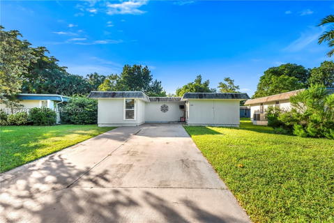 Real estate property located at 7302 65th St, Broward, Mainlands Of Tamarac Lake, Tamarac, FL