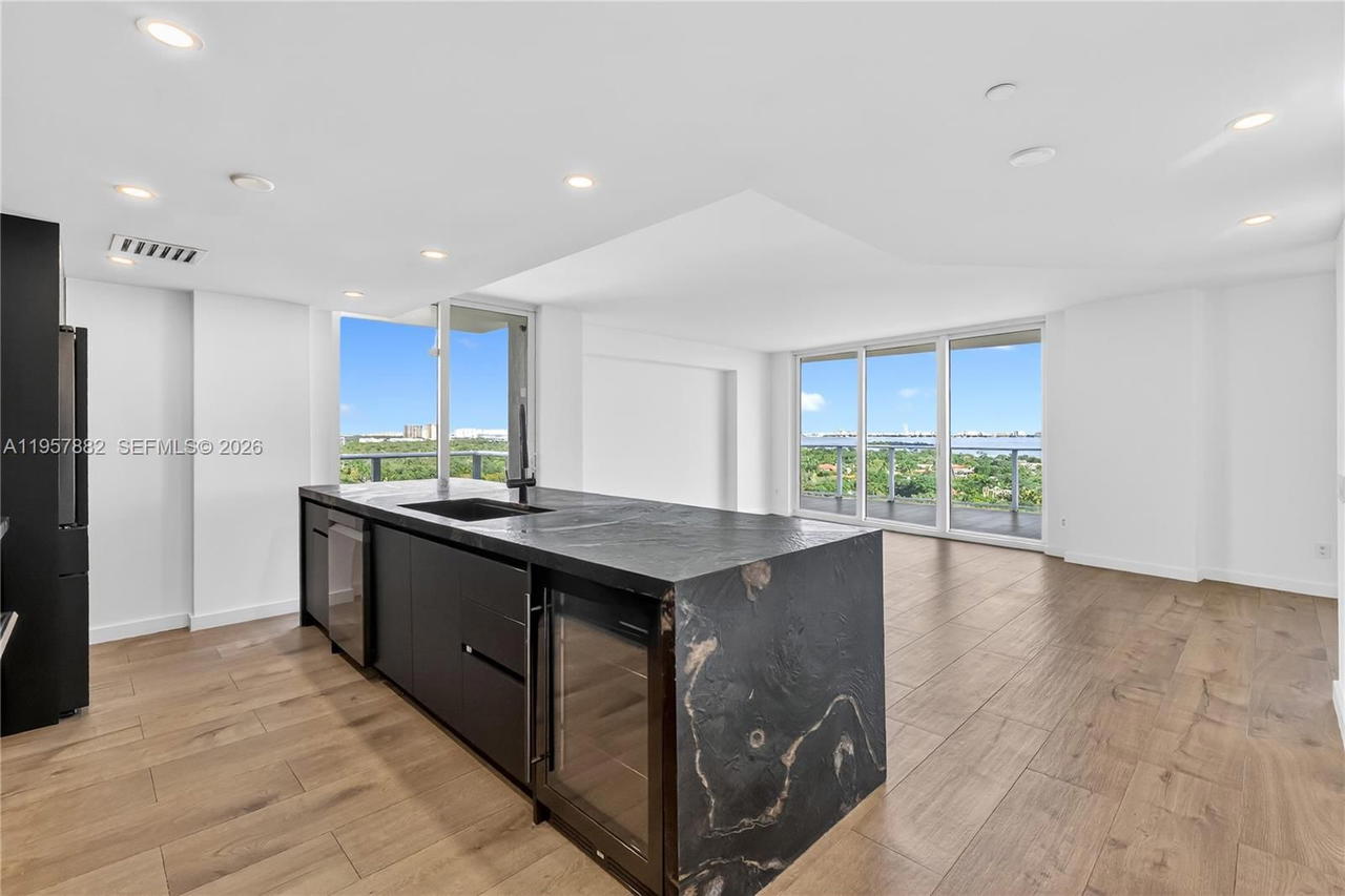 Real estate property located at 4250 Biscayne Blvd #1502, Miami-dade, 4250 Biscayne Boulevard C, Miami, FL