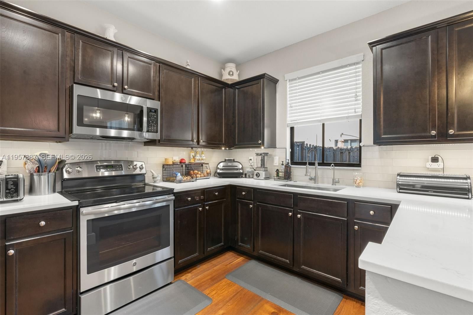 Real estate property located at 9615 Watercrest Isle, Broward, Town Parc At Miralago, Parkland, FL