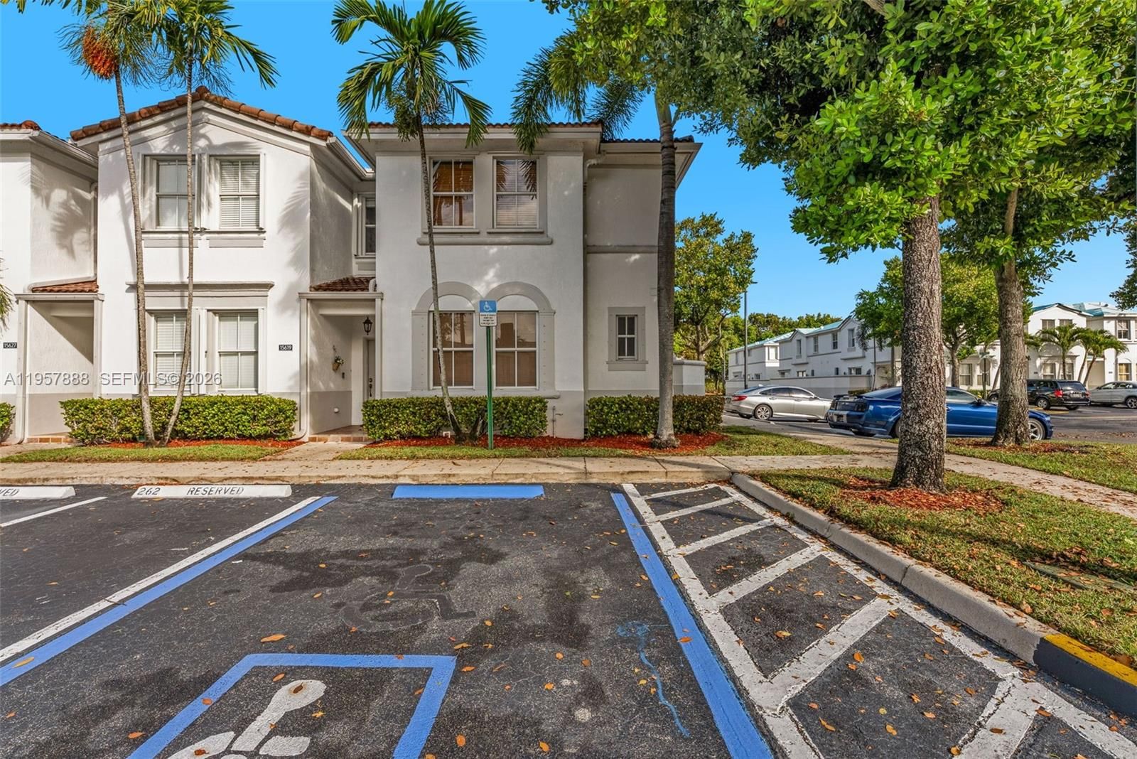 Real estate property located at 15601 40th St #263, Broward, Villas At Nautica, Miramar, FL