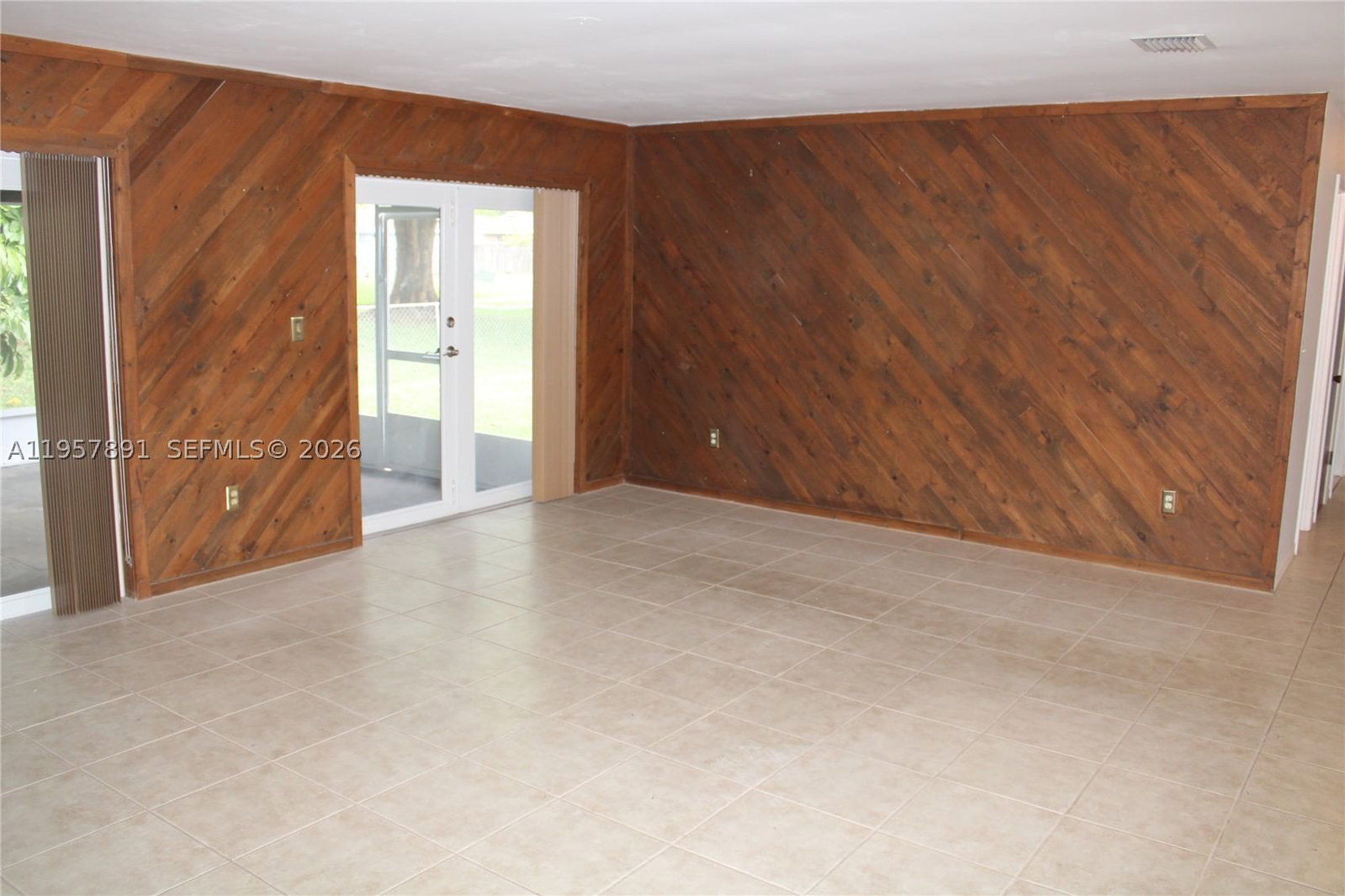 Real estate property located at 12965 76th Ter, Miami-dade, Winston Park Unit Two, Miami, FL