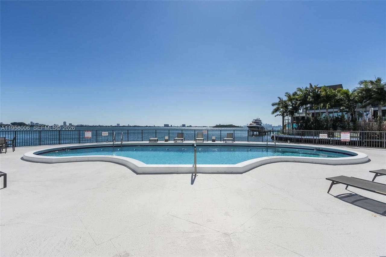 Real estate property located at 11930 Bayshore Dr #606, Miami-dade, Majorca Towers Condo, North Miami, FL