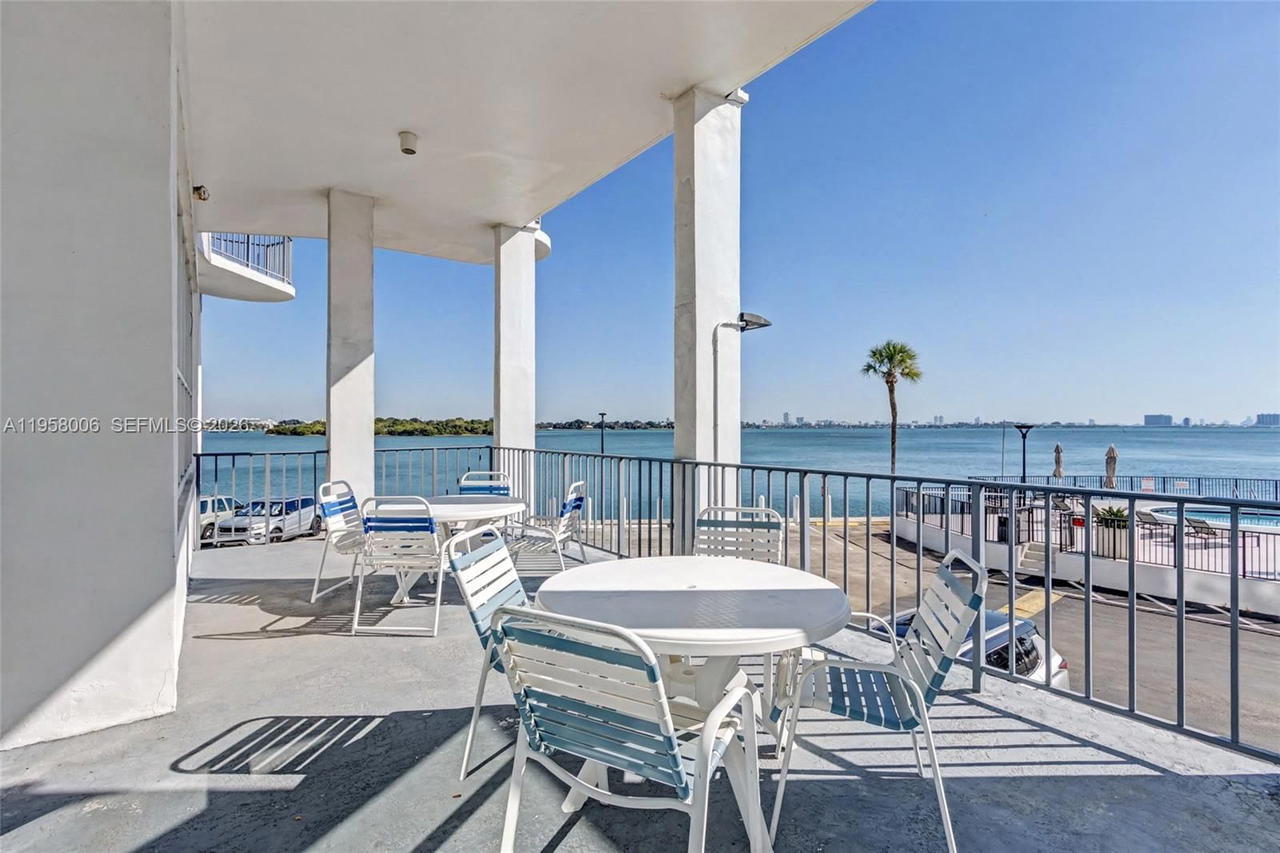Real estate property located at 11930 Bayshore Dr #606, Miami-dade, Majorca Towers Condo, North Miami, FL
