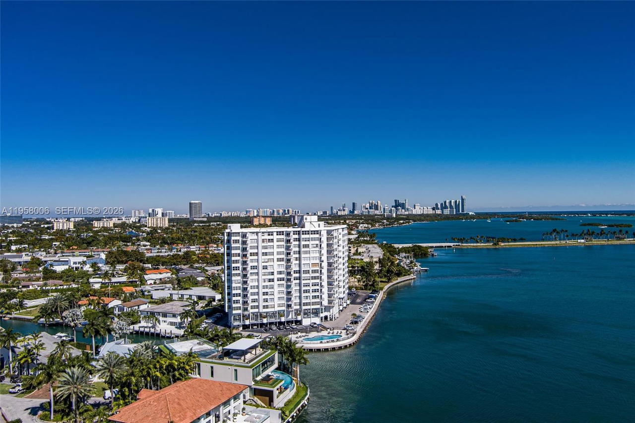 Real estate property located at 11930 Bayshore Dr #606, Miami-dade, Majorca Towers Condo, North Miami, FL
