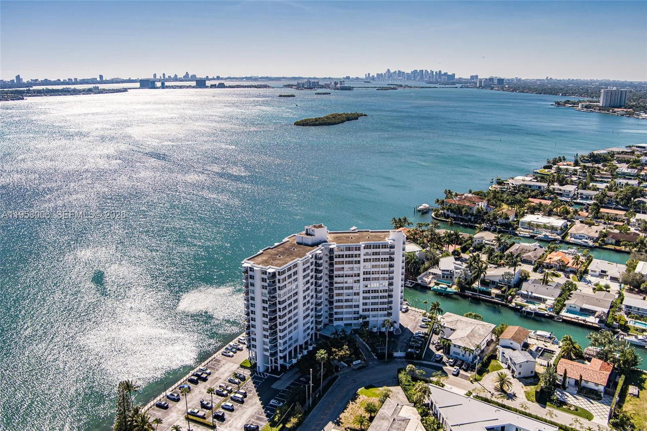 Real estate property located at 11930 Bayshore Dr #606, Miami-dade, Majorca Towers Condo, North Miami, FL