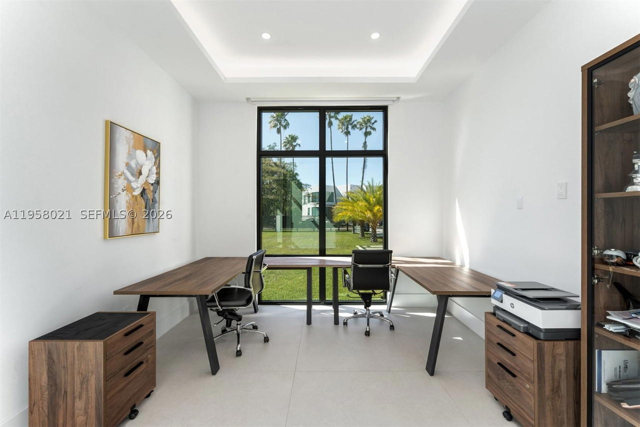 Real estate property located at 9525 95th Ct, Miami-dade, Nutmeg Estates, Miami, FL
