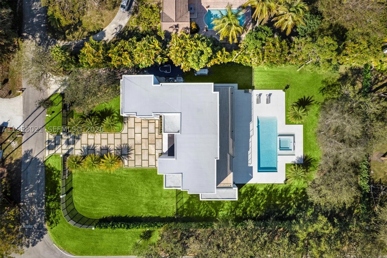 Real estate property located at 9525 95th Ct, Miami-dade, Nutmeg Estates, Miami, FL