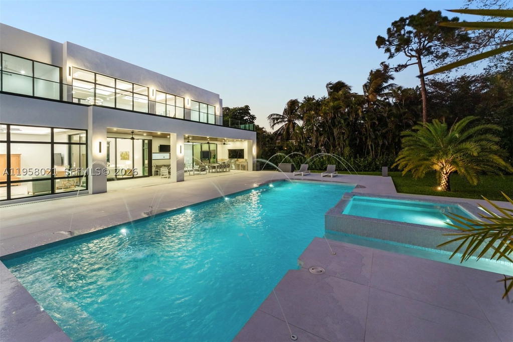 Real estate property located at 9525 95th Ct, Miami-dade, Nutmeg Estates, Miami, FL