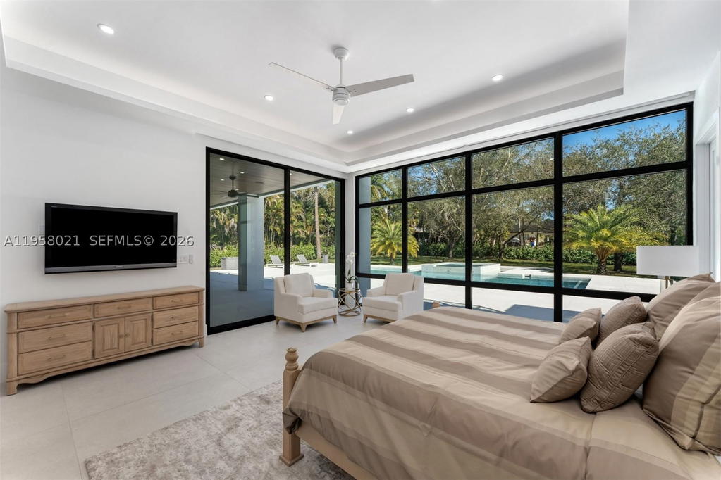 Real estate property located at 9525 95th Ct, Miami-dade, Nutmeg Estates, Miami, FL
