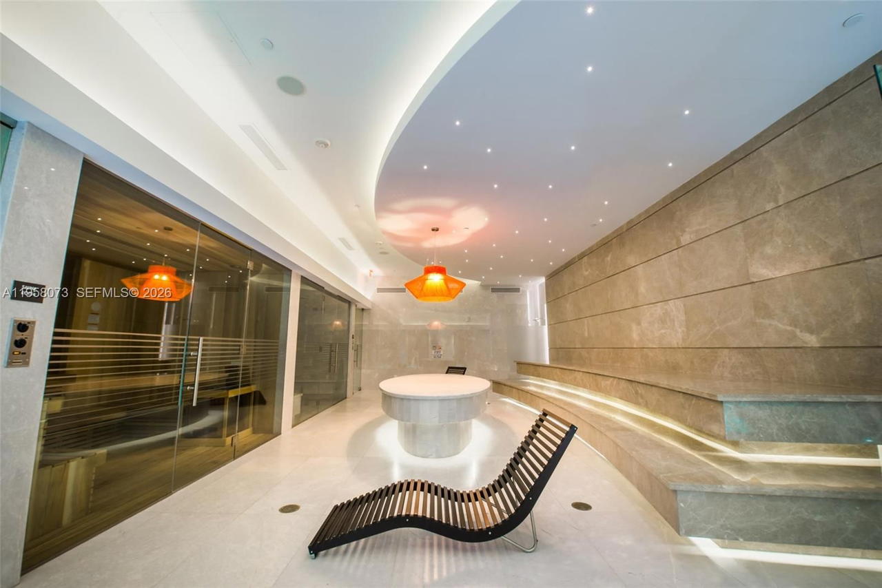 Real estate property located at 1010 Brickell Ave #3207, Miami-dade, 1010 Brickell Condo, Miami, FL