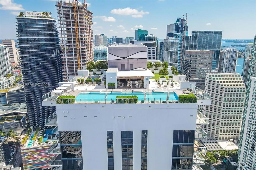 Real estate property located at 1010 Brickell Ave #3207, Miami-dade, 1010 Brickell Condo, Miami, FL