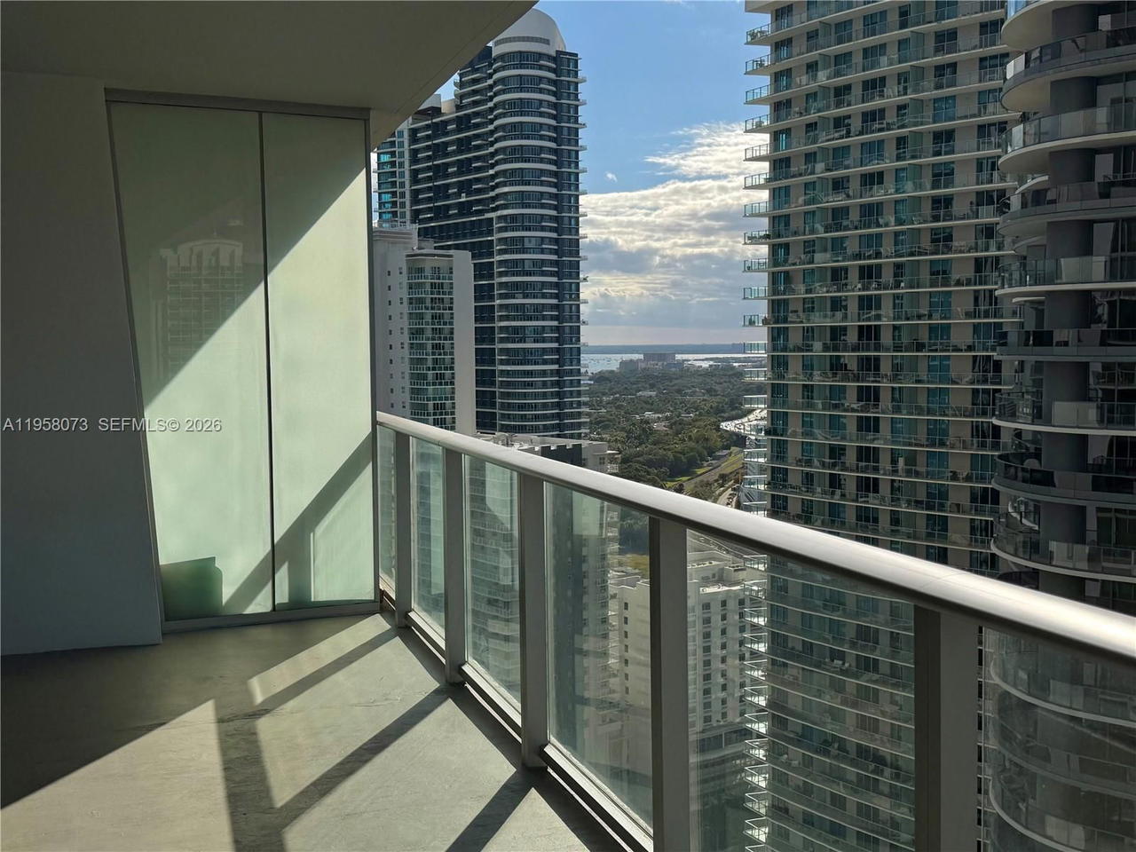 Real estate property located at 1010 Brickell Ave #3207, Miami-dade, 1010 Brickell Condo, Miami, FL