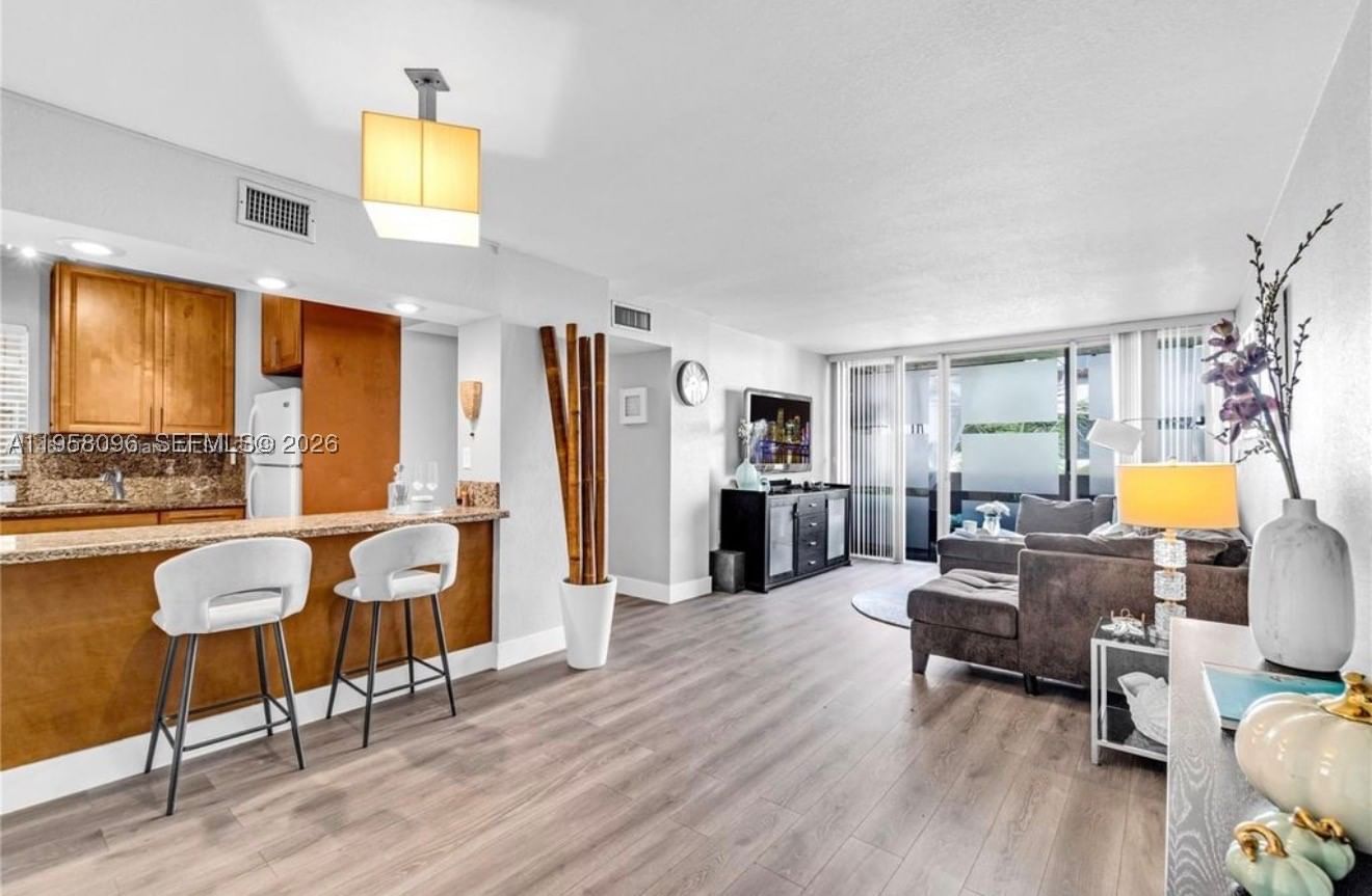 Real estate property located at 830 87t ave #303, Miami-dade, Pinebark Condo No 1, Miami, FL
