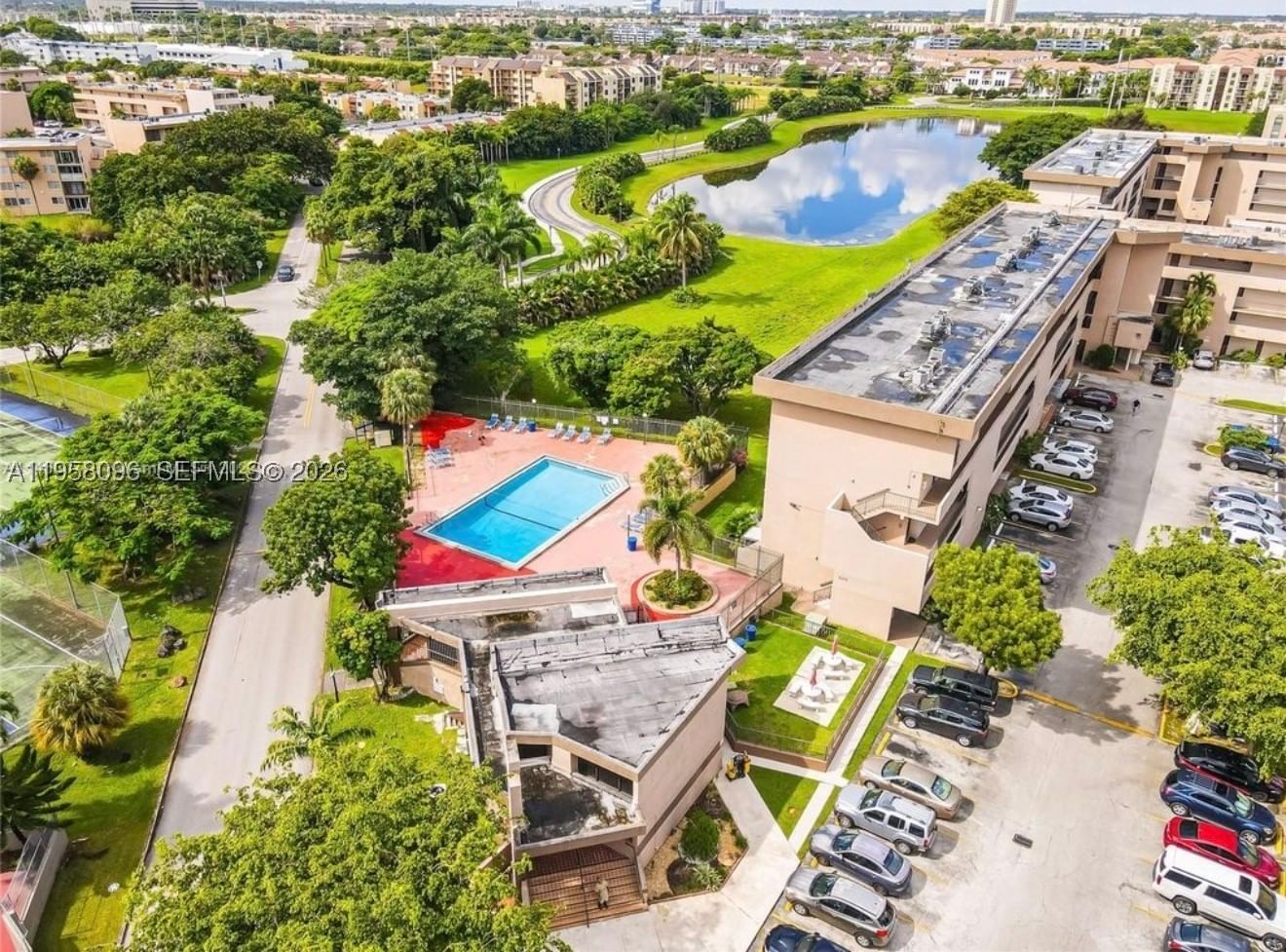 Real estate property located at 830 87t ave #303, Miami-dade, Pinebark Condo No 1, Miami, FL