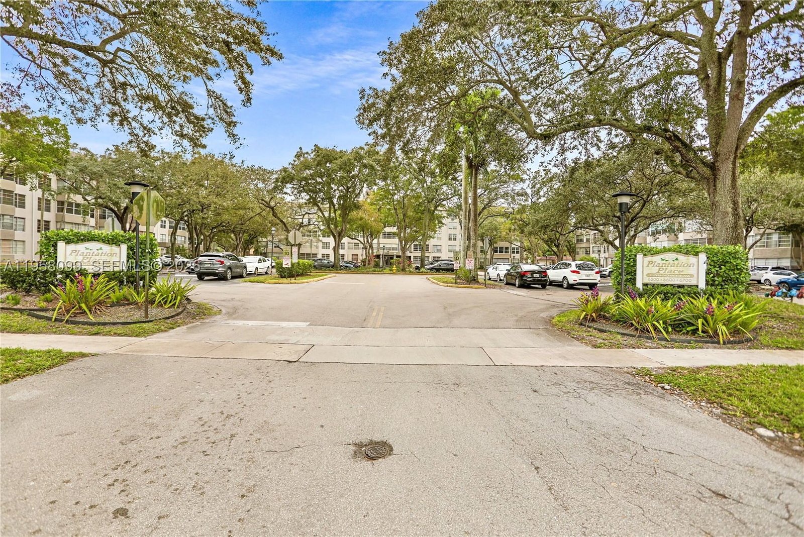 Real estate property located at 6600 Cypress Rd #105, Broward, Plantation Place Condo, Plantation, FL