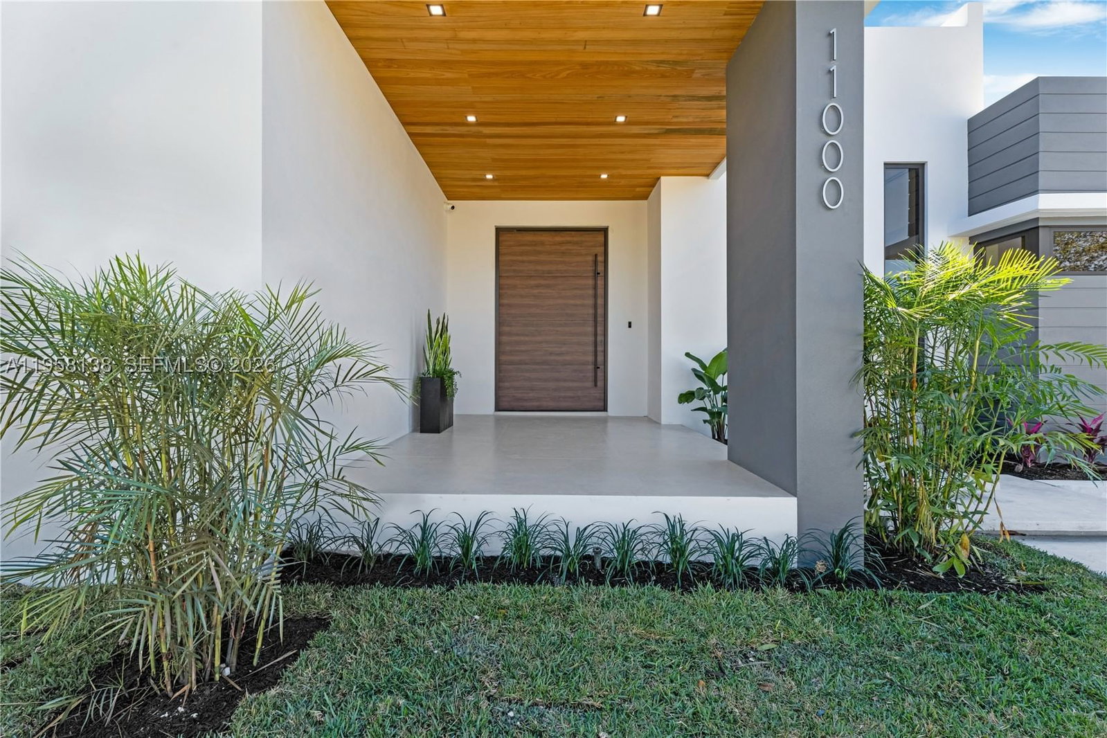 Real estate property located at 11000 120th St, Miami-dade, Pine Shore Sec 1, Miami, FL