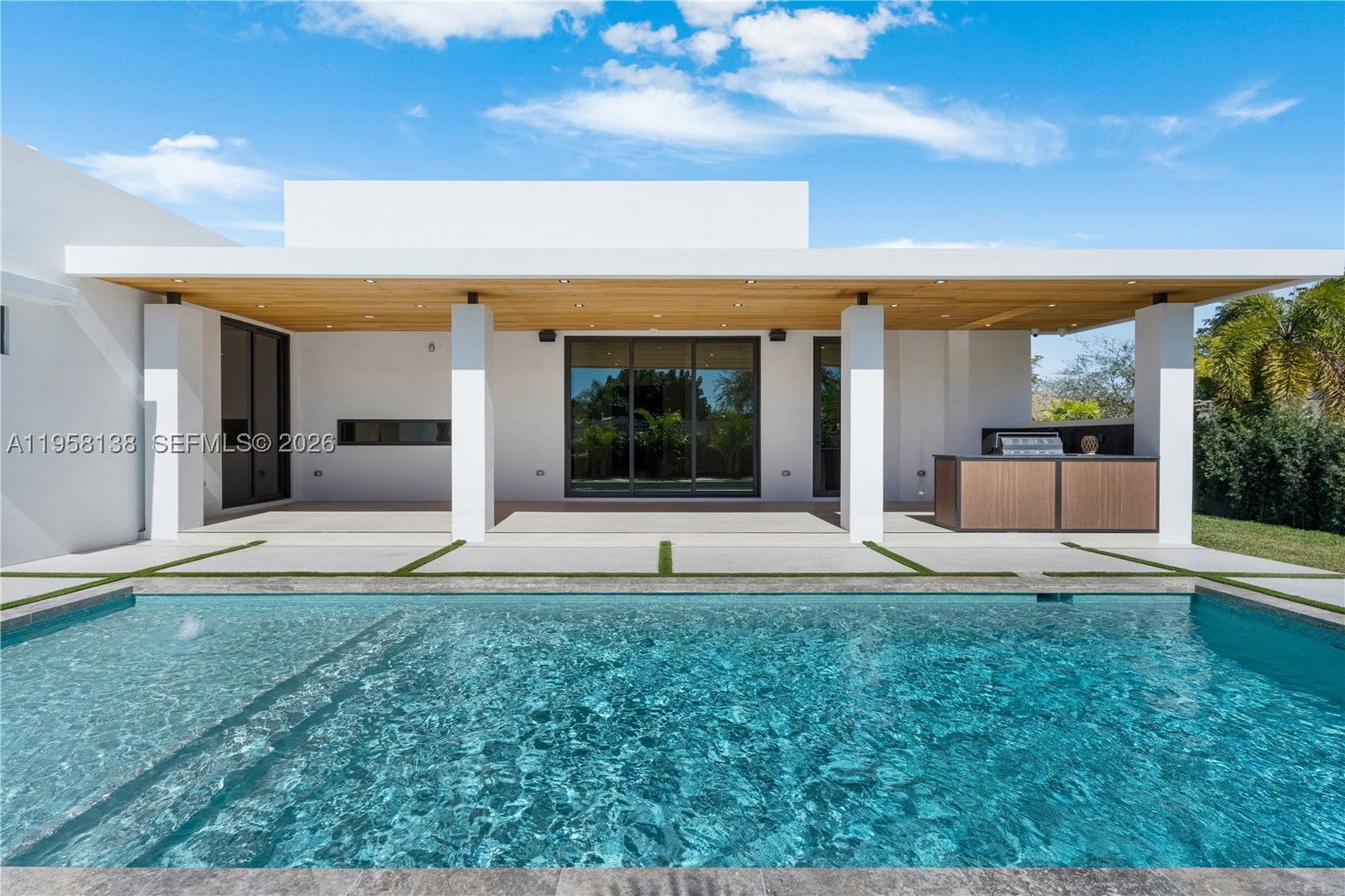 Real estate property located at 11000 120th St, Miami-dade, Pine Shore Sec 1, Miami, FL
