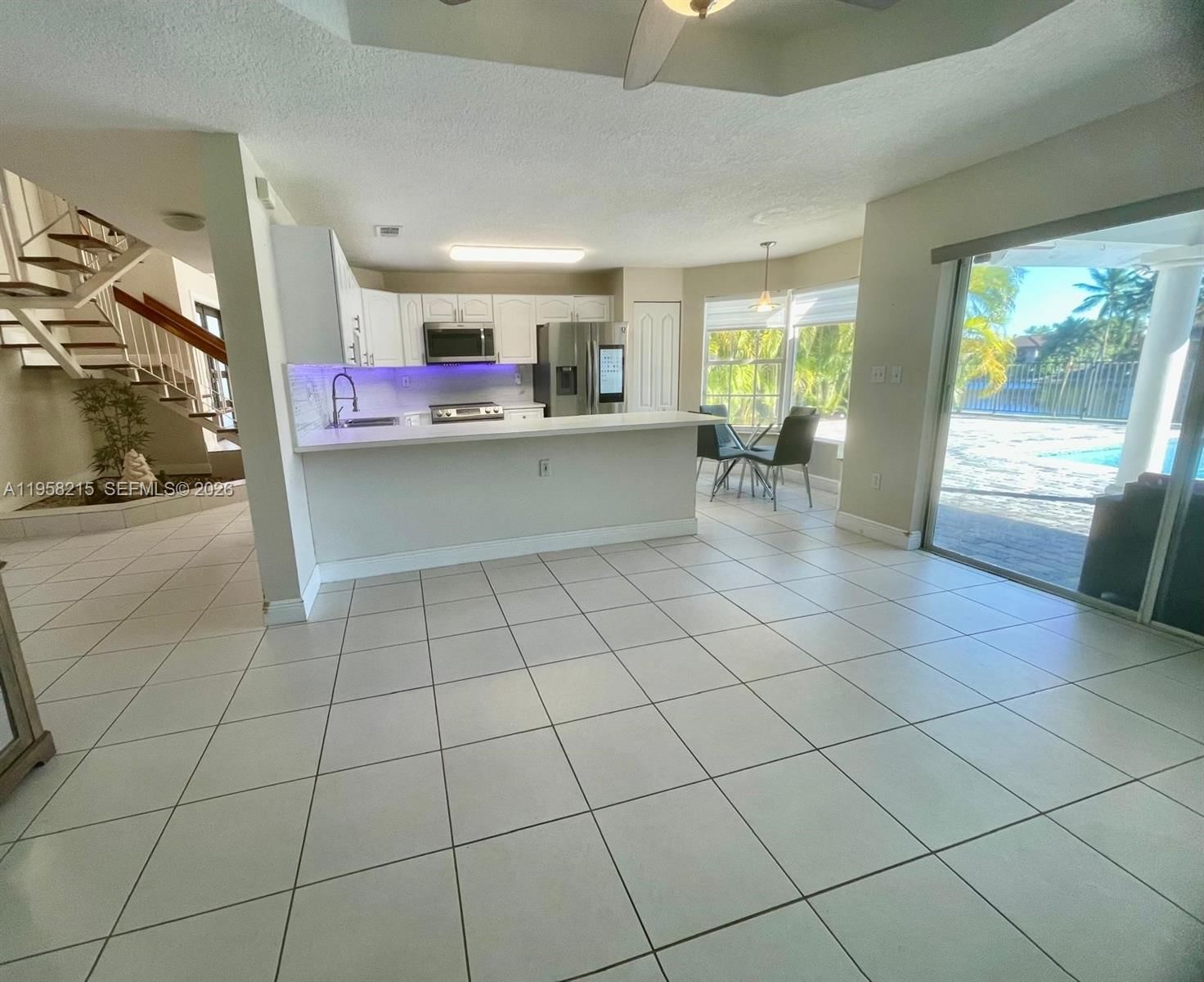 Real estate property located at 16030 42nd Ter, Miami-dade, Park Lakes By The Meadows, Miami, FL