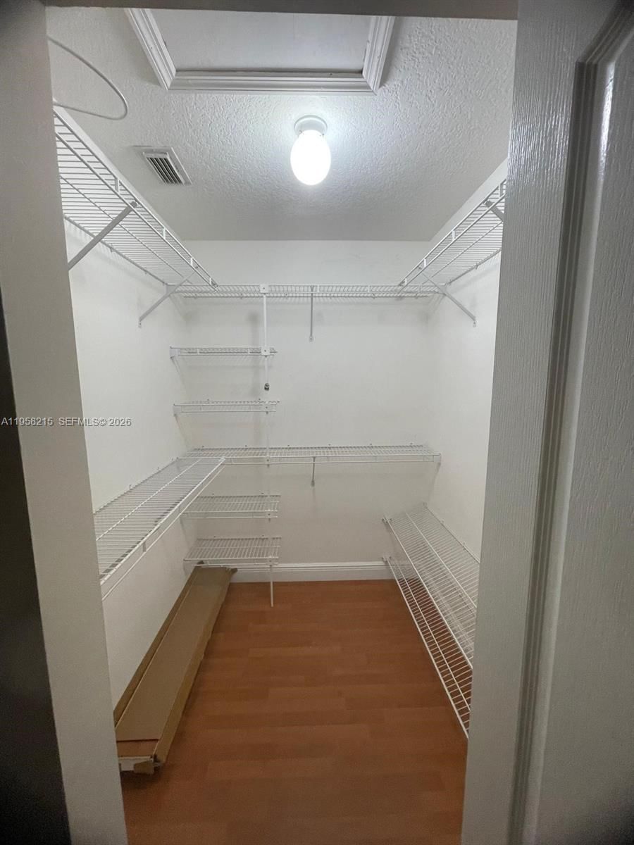 Real estate property located at 16030 42nd Ter, Miami-dade, Park Lakes By The Meadows, Miami, FL