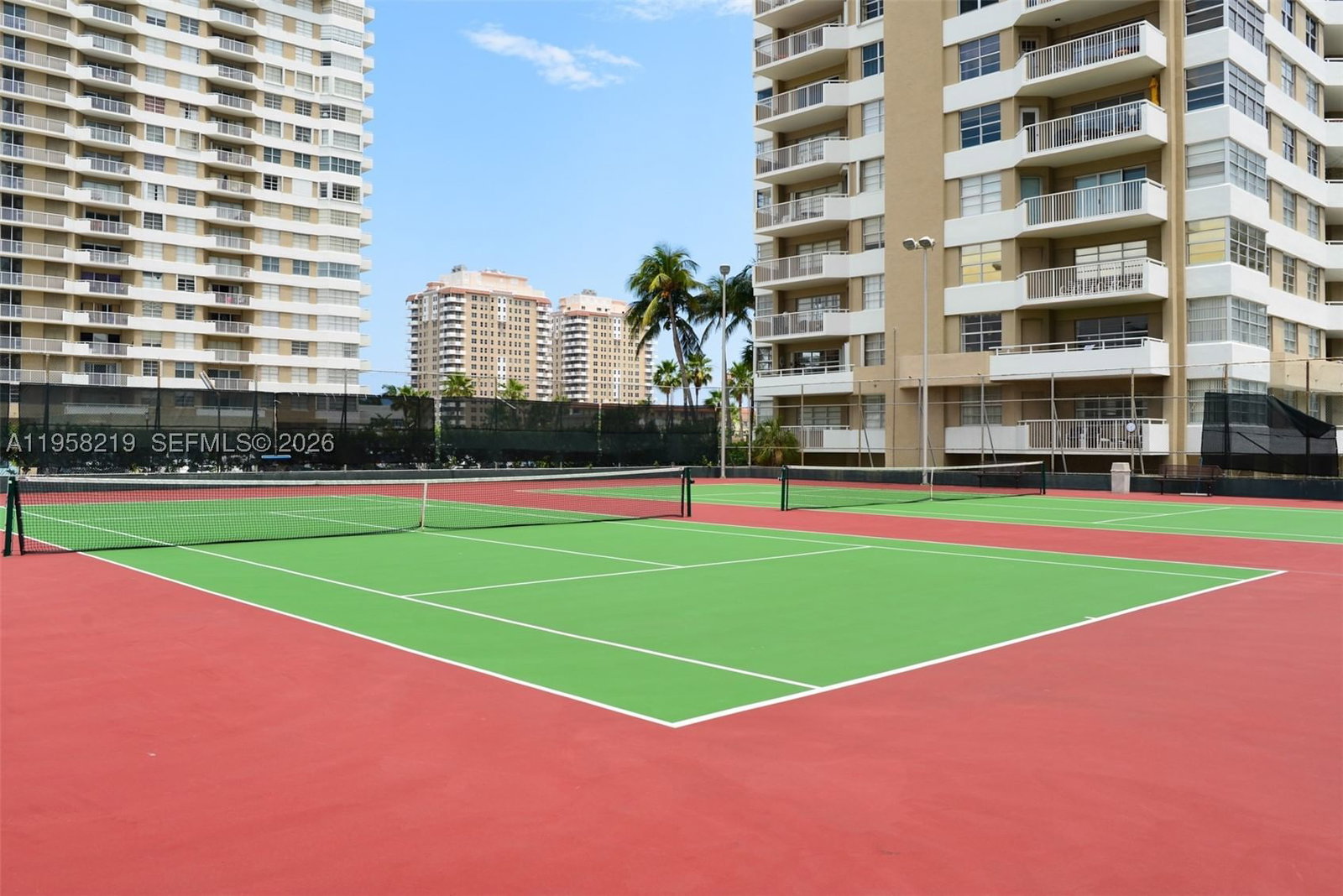 Real estate property located at 1965 Ocean Dr #12R, Broward, Hemispheres Condo, Hallandale Beach, FL