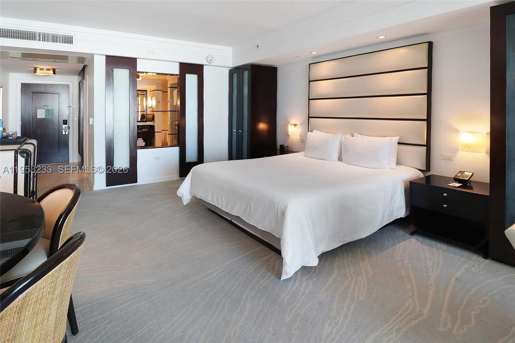 Real estate property located at 4391 Collins Ave #1703, Miami-dade, Fontainebleau Iii Ocean C, Miami Beach, FL